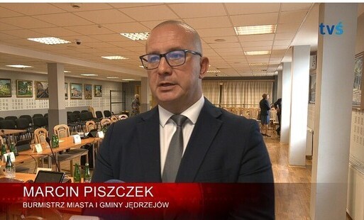 Zdjęcie do Nowe stawki za odpady w Jędrzejowie. Inaczej dla blok&oacute;w, inaczej dla dom&oacute;w